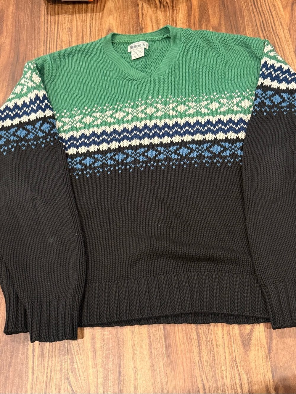 Vintage Aeropostale cotton knit fair isle grandpacore pattern sweater V Neck